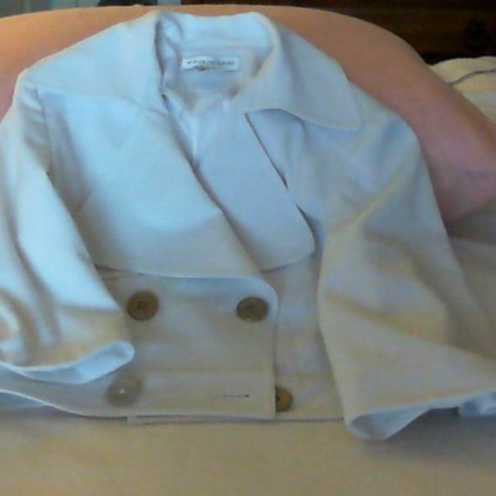 White Short Trench Coat